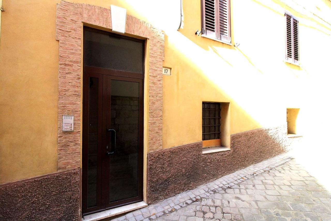 Uno Sguardo Sul Mare - Appartamento Ancona Exteriör bild